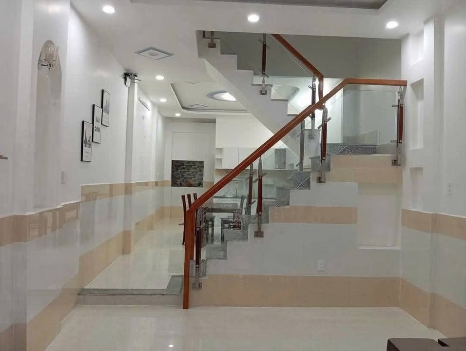 Nhà cho thuê mới đẹp Trung Mỹ Tây, Q12 - Giá chỉ 7 triệu/tháng!