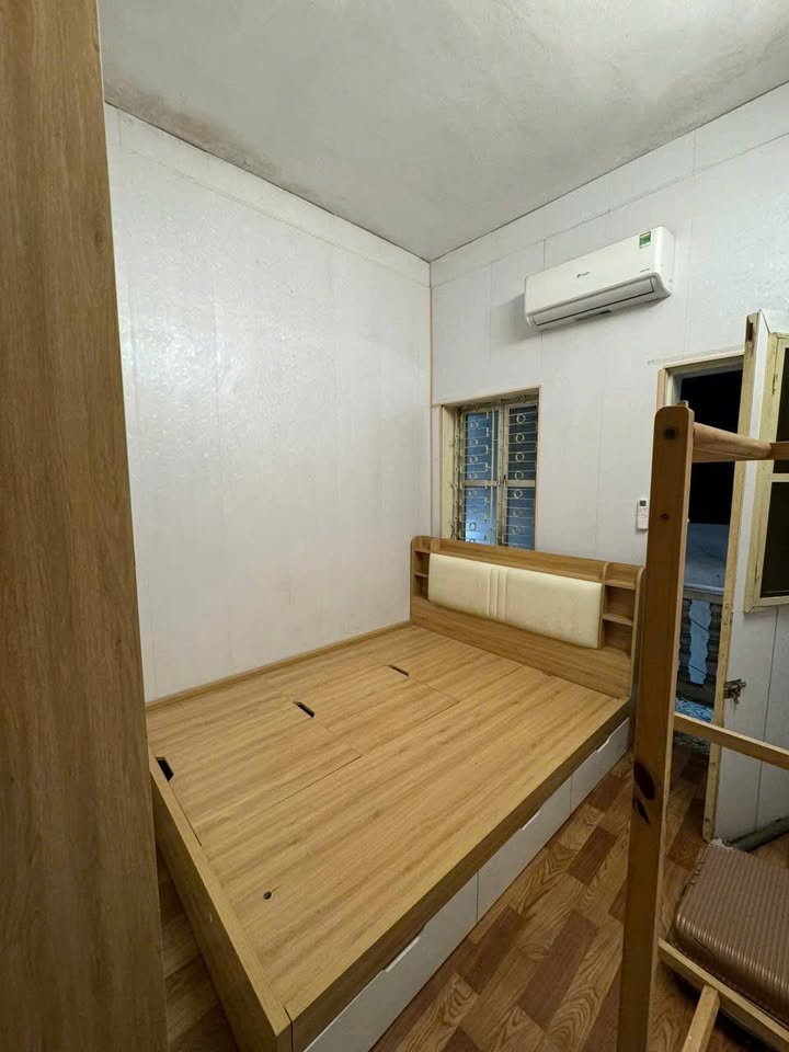 Nhà riêng Thanh Nhàn, Hai Bà Trưng 19m² giá 4.29 tỷ - Nhà đẹp ở ngay, phong thủy tốt!