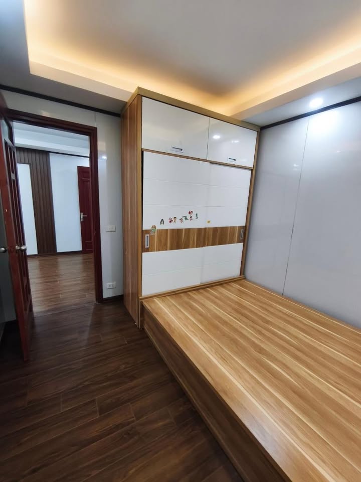 Căn hộ 55m² phố Vĩnh Phúc, Ba Đình - 2PN, giá chỉ 2 tỷ, vào ở ngay!