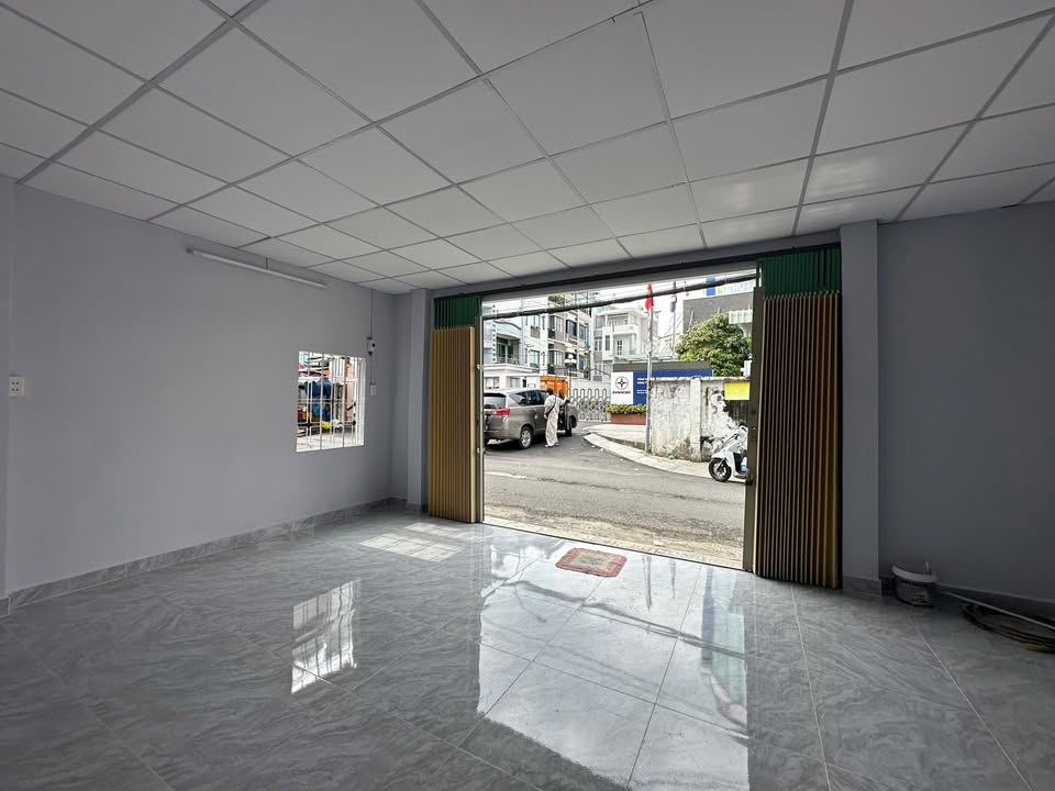 Cho thuê nhà mặt tiền Nguyễn Đình Chiểu, Phú Nhuận 50m² - Kinh doanh sầm uất!