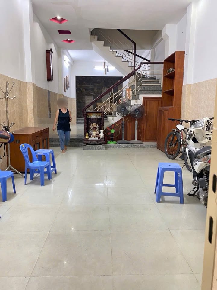 Nhà cho thuê Trường Thọ Thủ Đức 60m² giá 13 triệu - Không gian sống thoáng đãng!