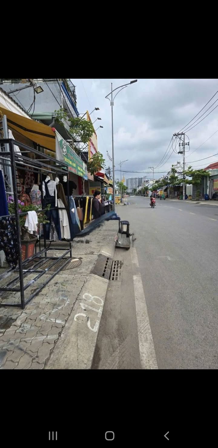 Store cho thuê tại Thạnh Lộc, Quận 12 - 100m² chỉ 11 triệu/tháng