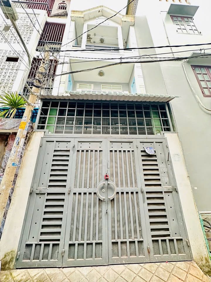 Nhà nguyên căn 2 lầu tại Gò Vấp 56m² giá 14 triệu - Không thể bỏ lỡ!