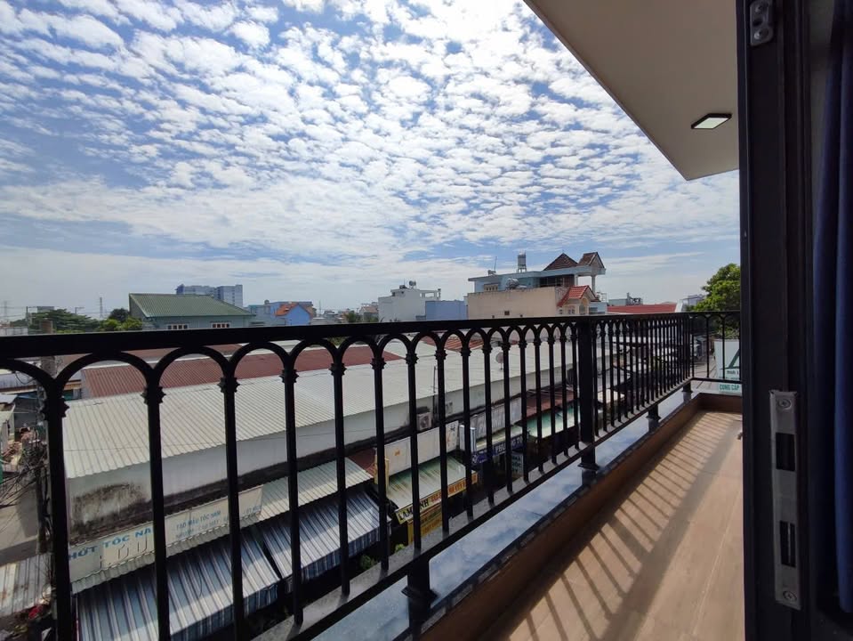 Phòng cho thuê tại Vườn Lài, An Phú Đông Q12 giá 4.2 triệu - Full nội thất, giờ giấc tự do!