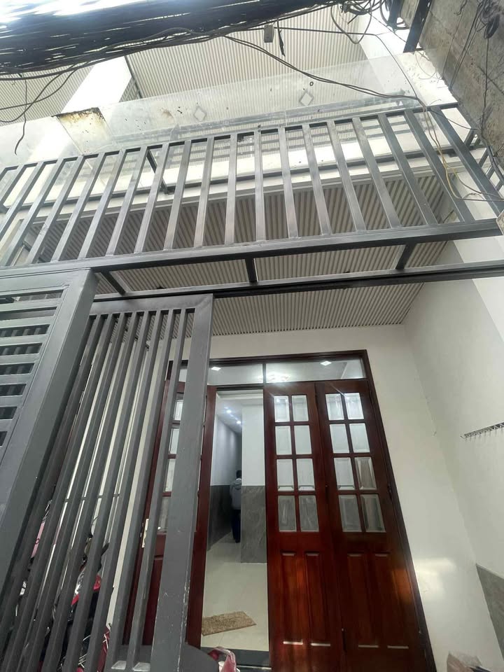 Nhà cho thuê 2 tầng đường Trưng Nữ Vương, Hải Châu 50m² - Giá chỉ 6,5 triệu/tháng!