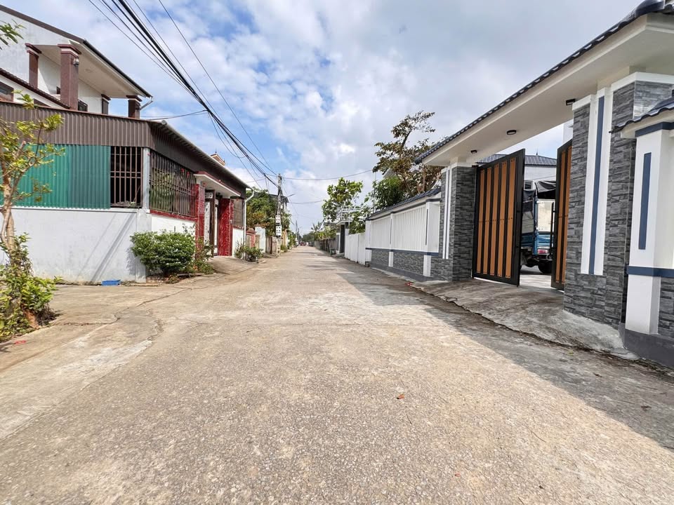 Bán lô đất Nghi Kim 135m² giá 2.3 tỷ - Ô tô vào tận nhà!