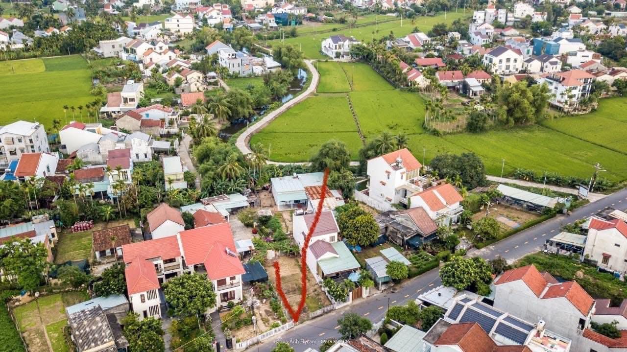 Đất mặt tiền Lê Thánh Tông Hội An 220m² giá 8.8 tỷ - Vị trí đắc địa gần chợ Bà Lê!