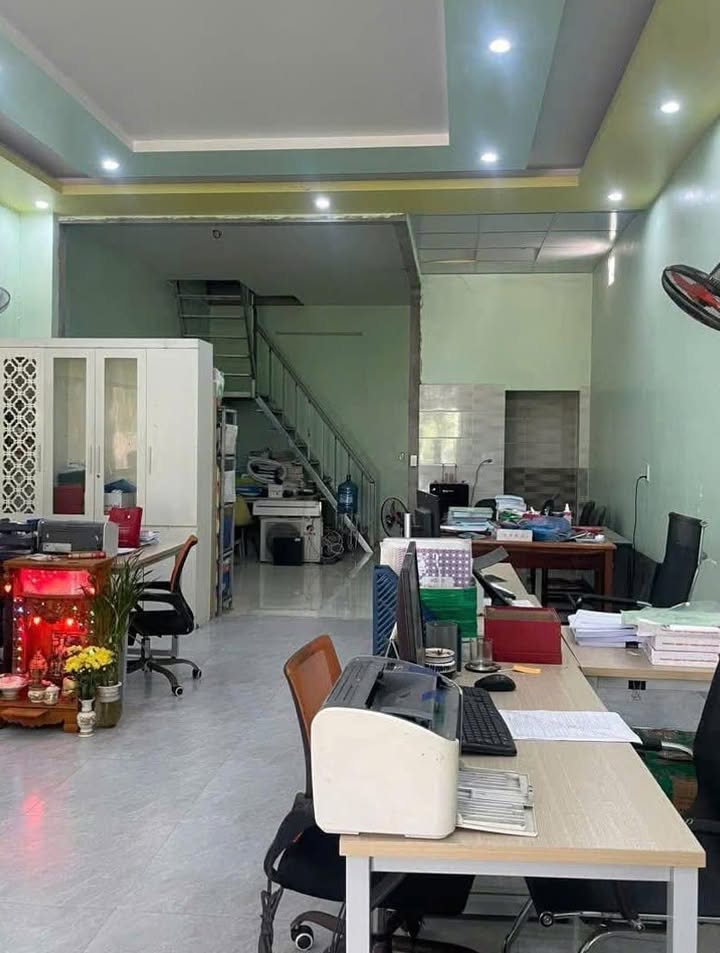 Nhà mặt tiền đường Phạm Đường, Quảng Ngãi 99.84m² giá 2.3 tỷ - Cơ hội đầu tư hấp dẫn!