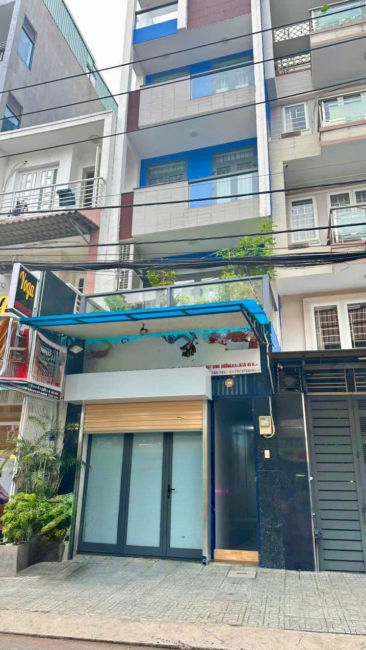 Nhà mặt tiền đường Nguyễn Văn Công, Gò Vấp 61m² giá 12.5 tỷ - Thiết kế hiện đại, cho thuê tốt!