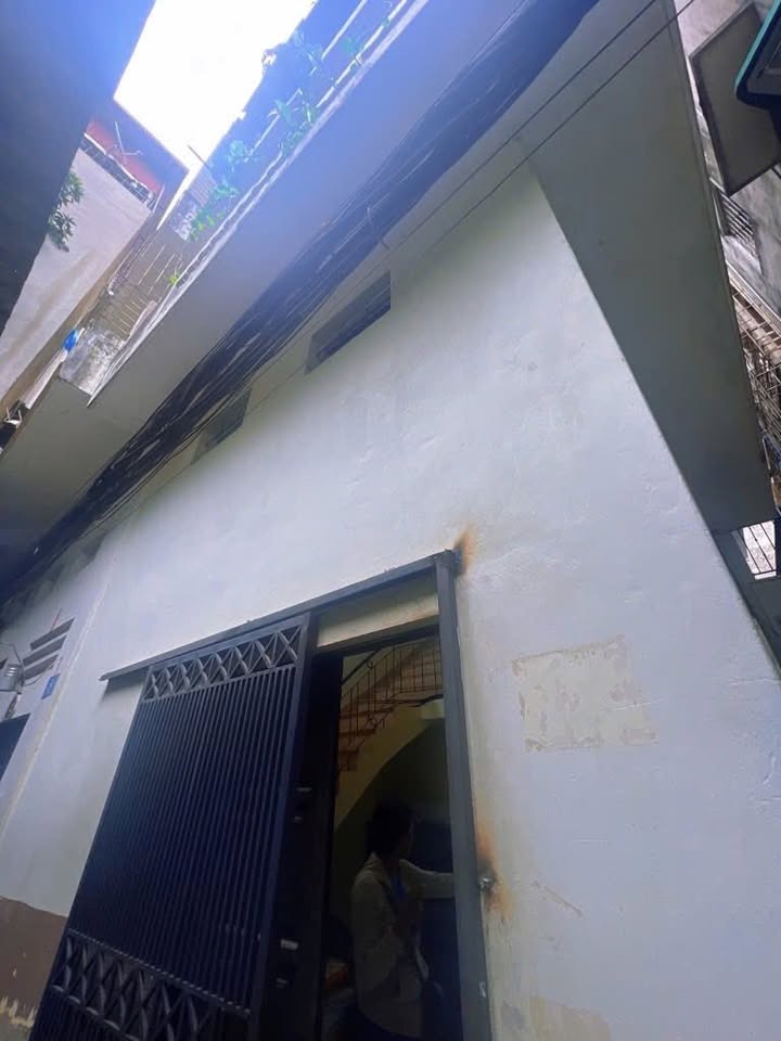 Nhà riêng Cự Lộc Thanh Xuân 25m² giá 5.9 tỷ - Khu vực trung tâm tiện ích!