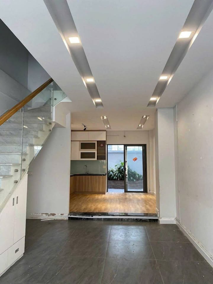 Nhà cho thuê 4PN 4WC tại Tân Phú 52m² - Giá chỉ 18 triệu/tháng
