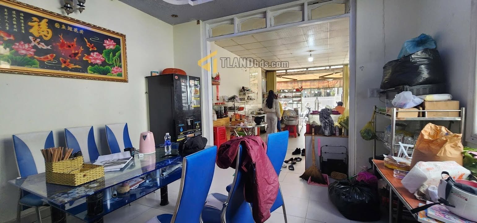 Nhà phố mặt tiền 2 hướng Đà Lạt 74.86m² giá 10.8 tỷ - Cơ hội đầu tư sinh lời!