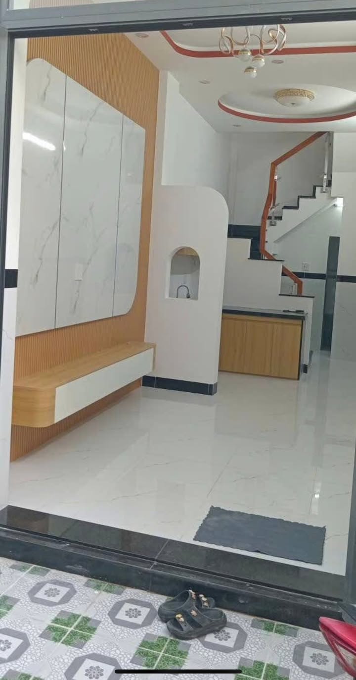 Nhà 3 tầng hẻm 55 Ngô Mây, 25m² giá 2 tỷ - Thương lượng hấp dẫn!