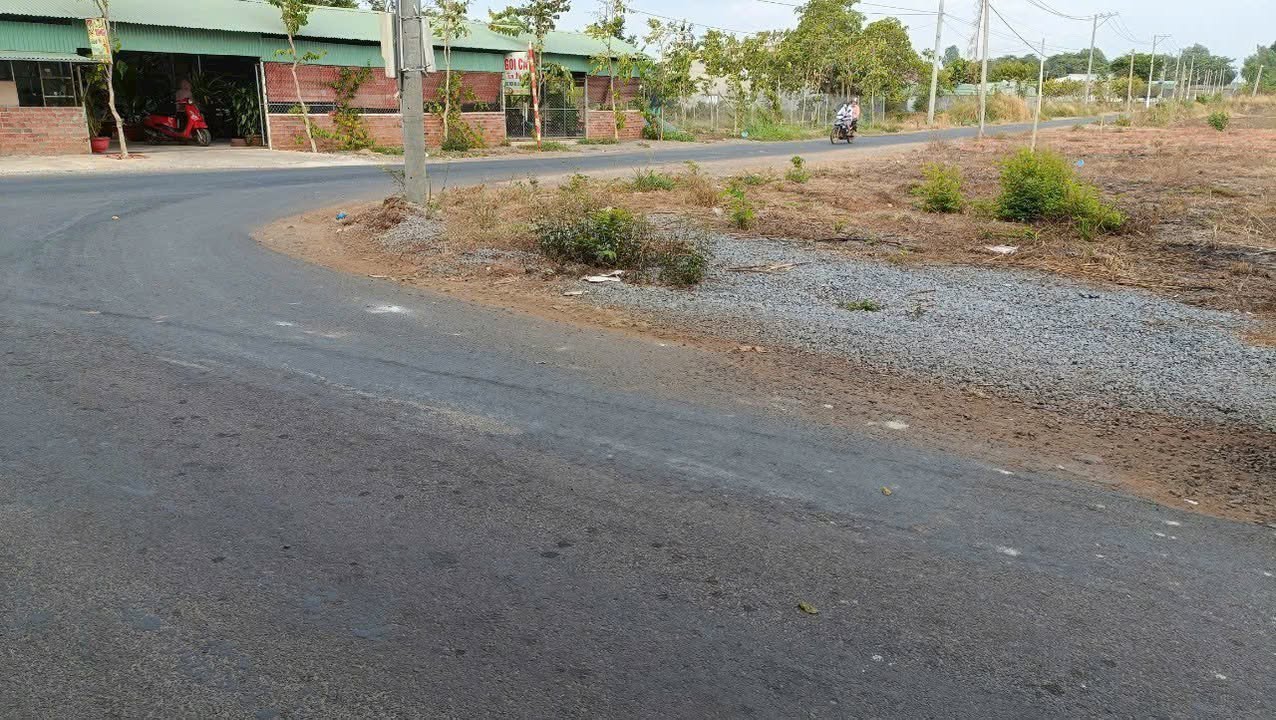 Đất thổ cư 100% ấp Hòa Bình, xã Hưng Thịnh 100m² giá 1 tỷ - Đầu tư sinh lời ngay!