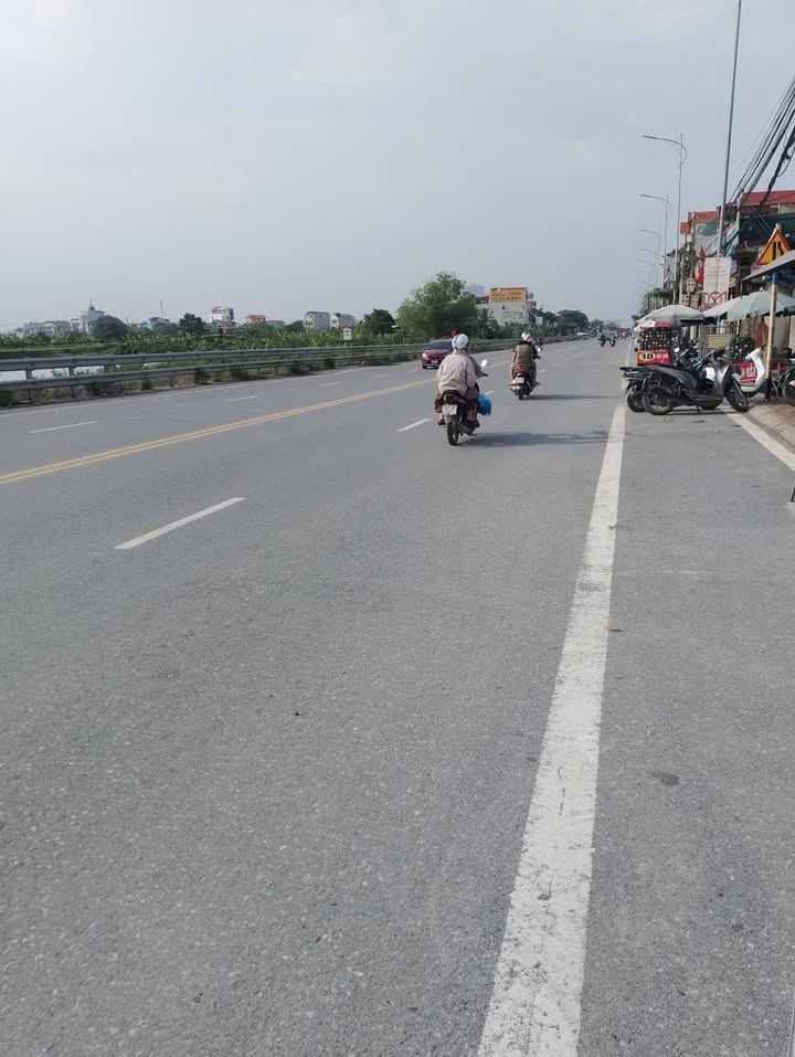 FrontHouse 1A Thường Tín 60m² giá 12 tỷ - Kinh doanh sầm uất!