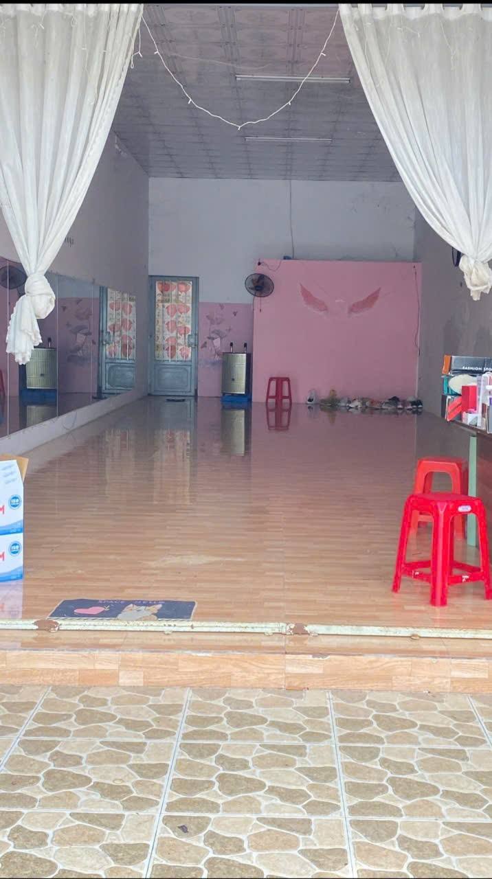 Cho thuê mặt bằng kinh doanh tại Bình Khánh, Long Xuyên - Diện tích 95m², giá chỉ 5 triệu/tháng!