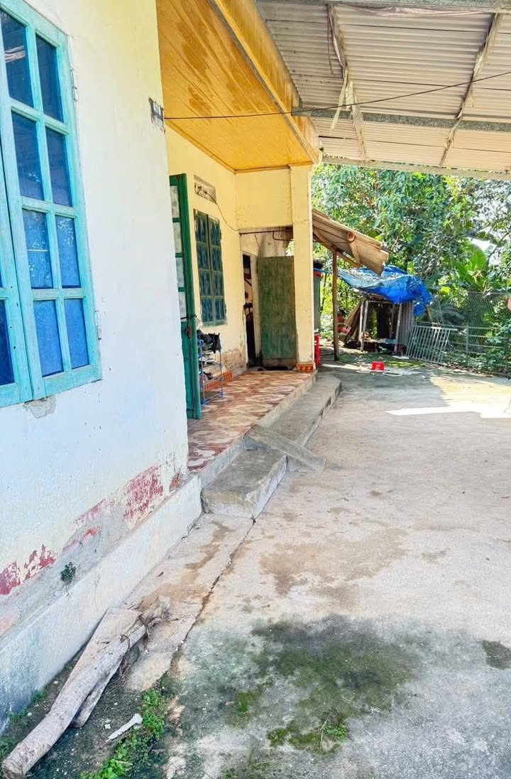 Đất thổ cư 520m² Thục Phán, Cao Bằng giá chỉ 1 tỷ - Nhà cấp 4, ô tô vào tận nơi!