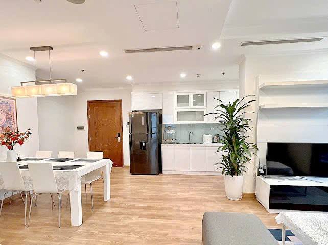 Căn hộ Times City 3 phòng ngủ giá 24 triệu - Thiết kế hiện đại, dọn vào ở ngay!