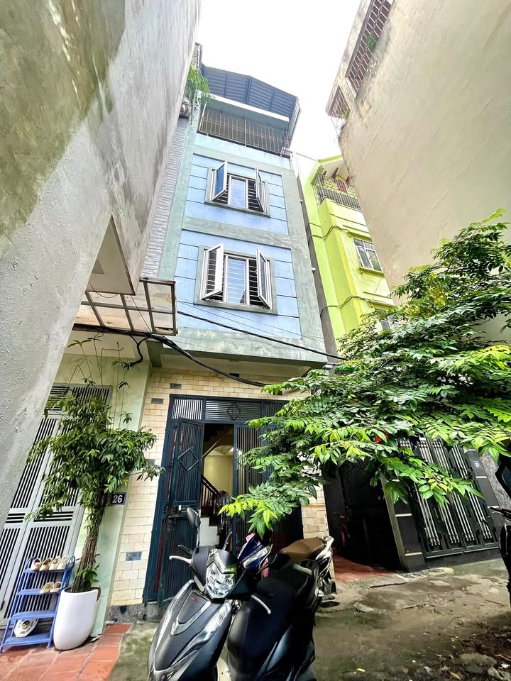 Nhà nguyên căn cho thuê tại Hoàng Liệt 40m² giá 10 triệu - Thiết kế thoáng mát, an ninh tốt!