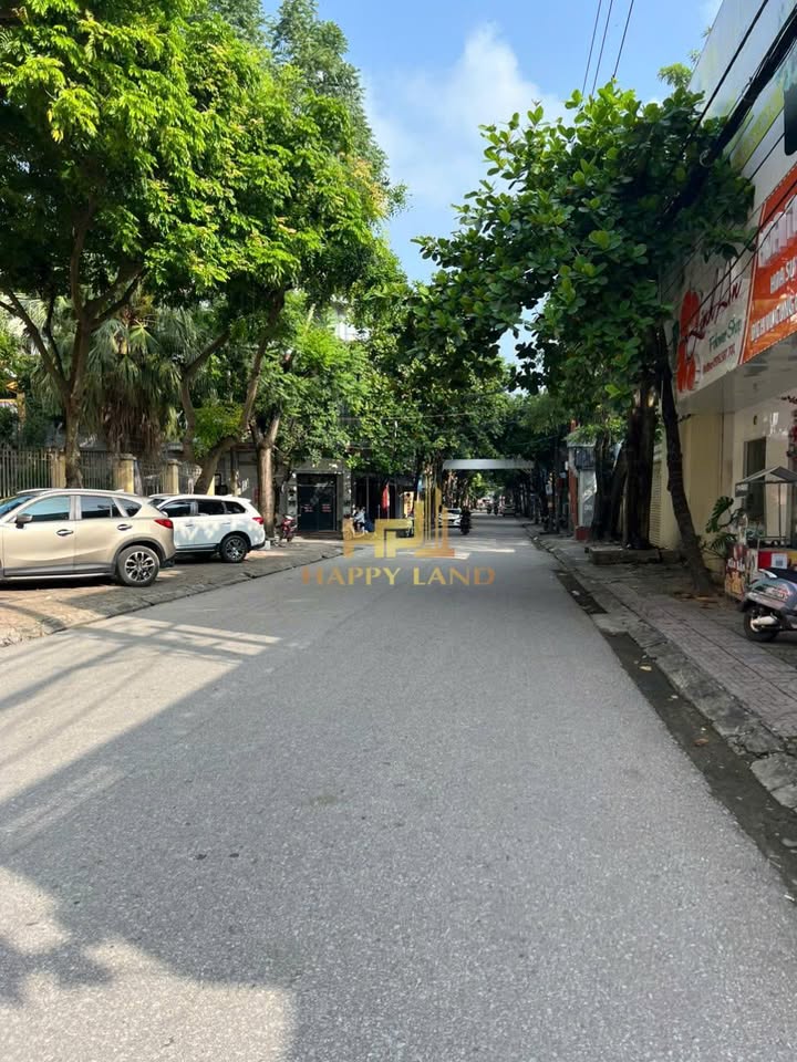 Đất Ngõ 1 Lê Thái Tổ Ninh Bình 99m² giá 6 tỷ - Vị trí đẹp, giao thông thuận lợi!