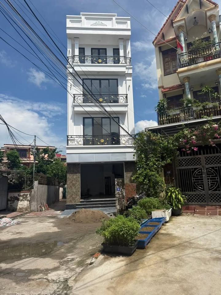 Nhà 4 tầng mới tinh tại Cao Xanh, Hạ Long 55m² giá chỉ 4 tỷ - Đường ô tô tránh nhau!