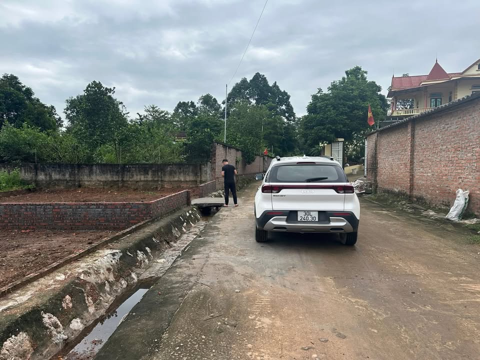 Đất vườn Cẩm Lĩnh, Ba Vì 100m² giá 600 triệu - Cơ hội đầu tư tuyệt vời!