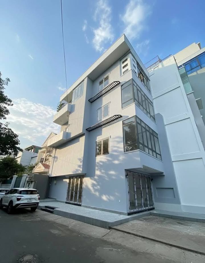 Shophouse cho thuê tại đường Cô Giang, Vũng Tàu 244m² - Vị trí góc 2 mặt tiền sầm uất!