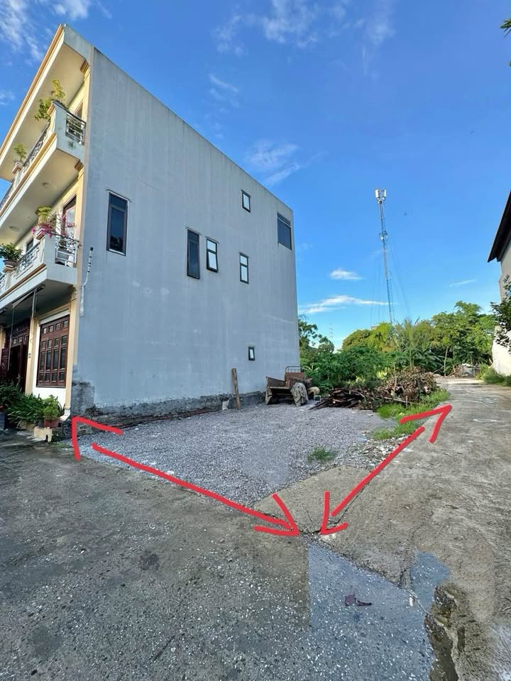 Bán lô đất đầu ve mặt 12m tại Lưu Cơ - Ninh Khánh 84m² giá chỉ 3.6 tỷ - Ô tô đỗ cửa!