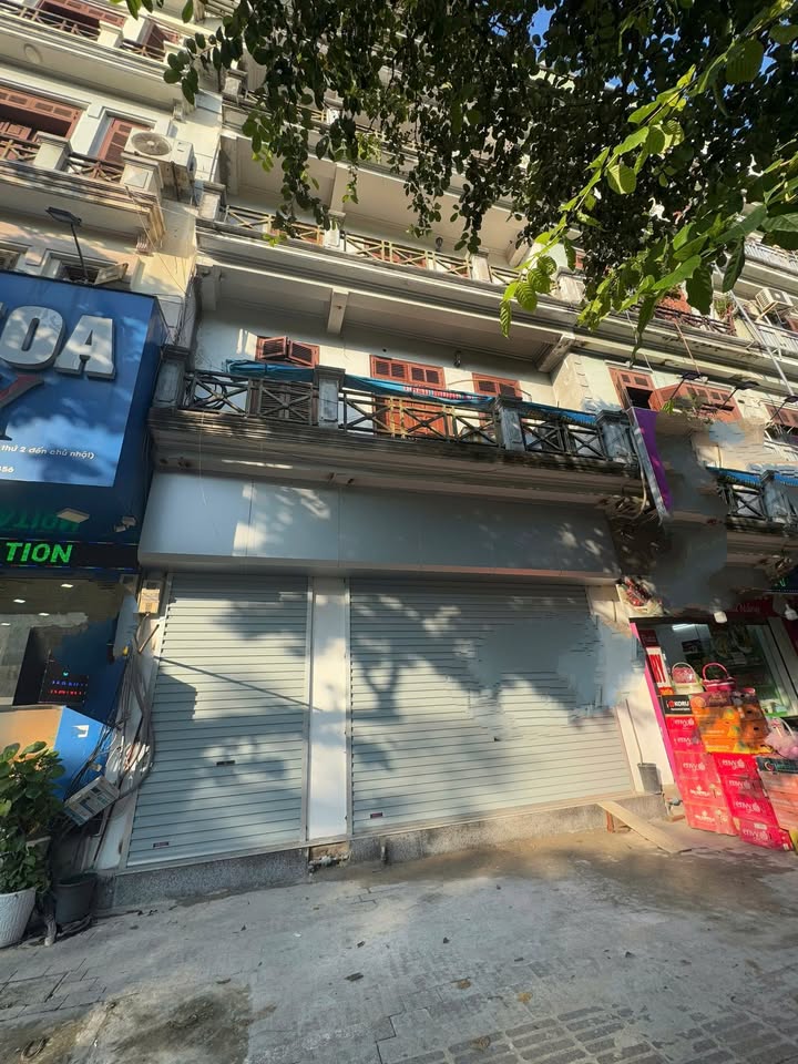 Mặt bằng kinh doanh cho thuê phố Đào Tấn 30m² giá 20 triệu - Địa điểm lý tưởng cho quán cafe!