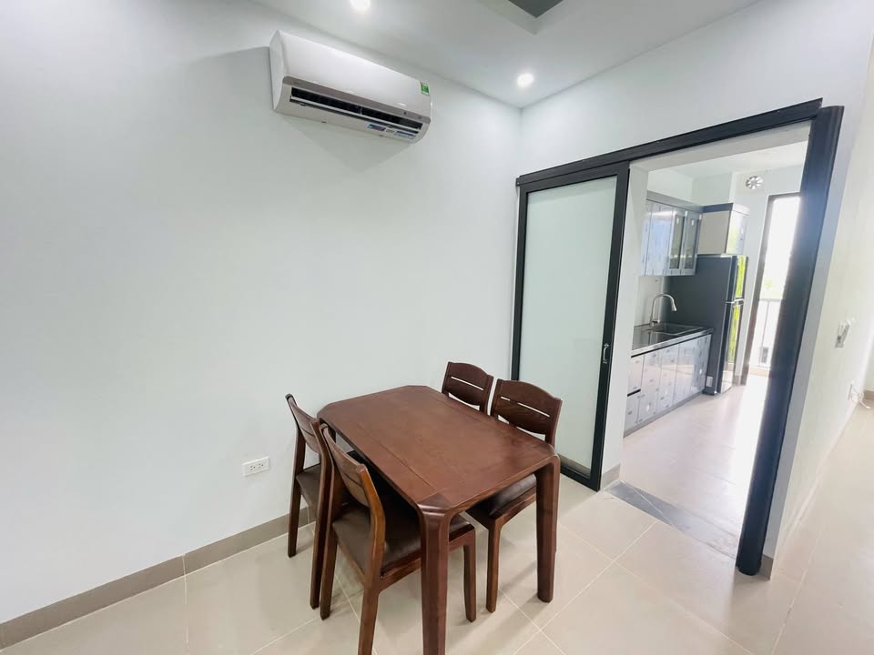 Căn hộ Ngọc Thụy 45m² giá 7.5 triệu - Full nội thất, gần cầu Long Biên!