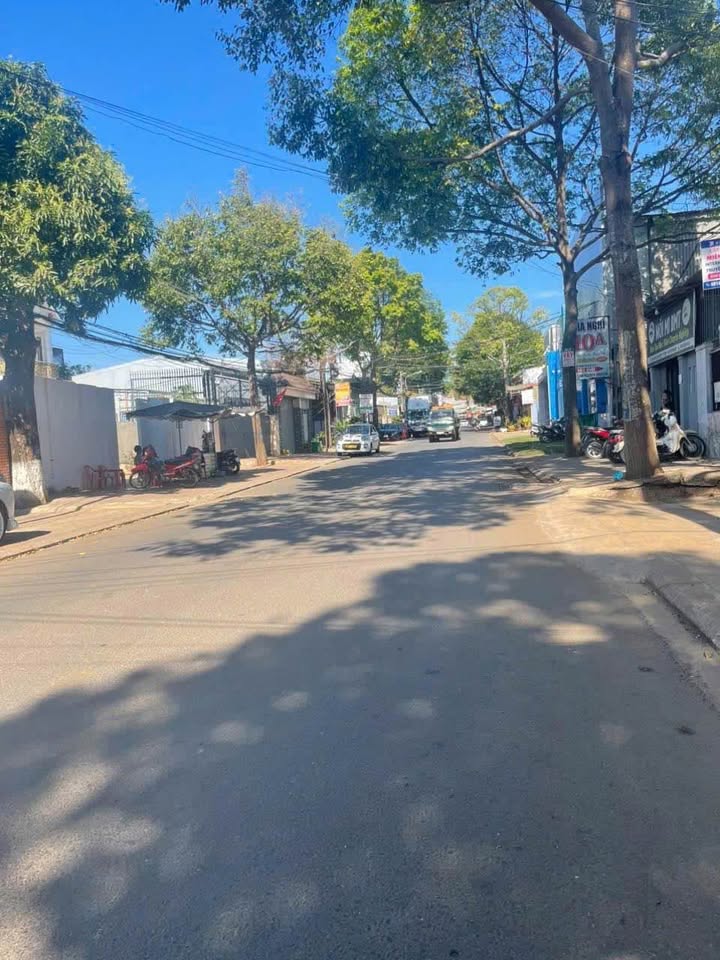 Đất mặt tiền Nguyễn Khuyến, Buôn Ma Thuột 930m² giá 24 tỷ - Tiềm năng đầu tư lớn!