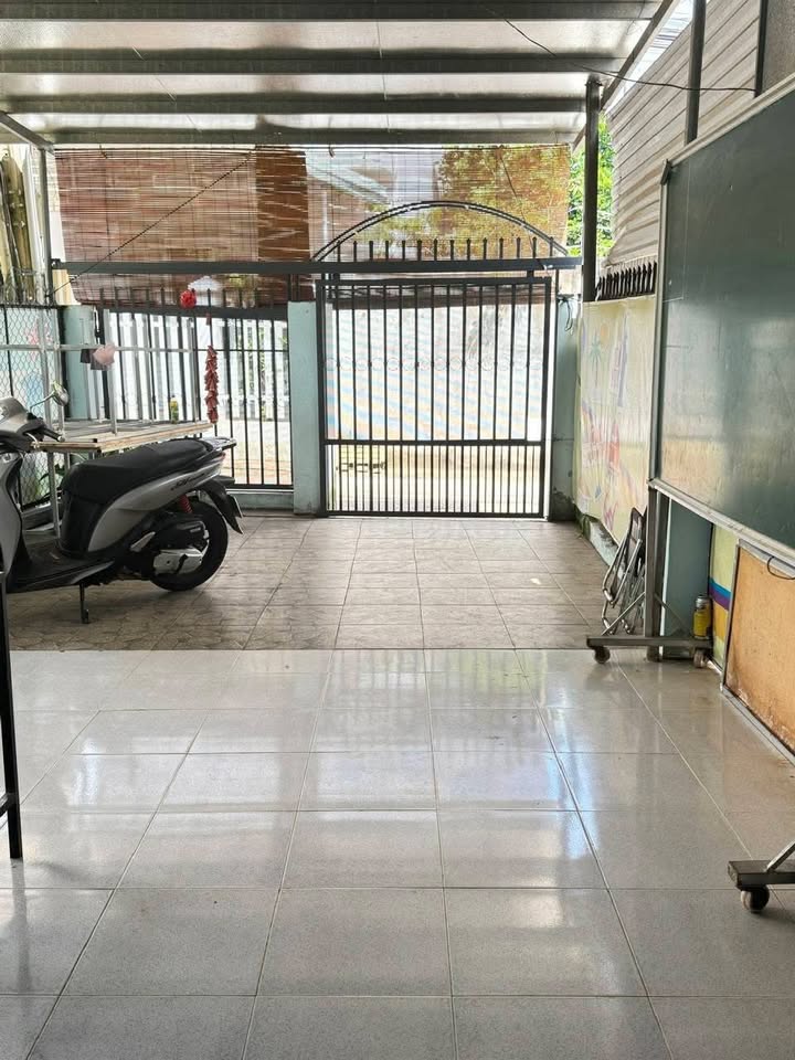 Nhà nguyên căn cho thuê tại đường 9 tháng 4, phường Xuân Thanh, Long Khánh - Giá chỉ 3 triệu/tháng!