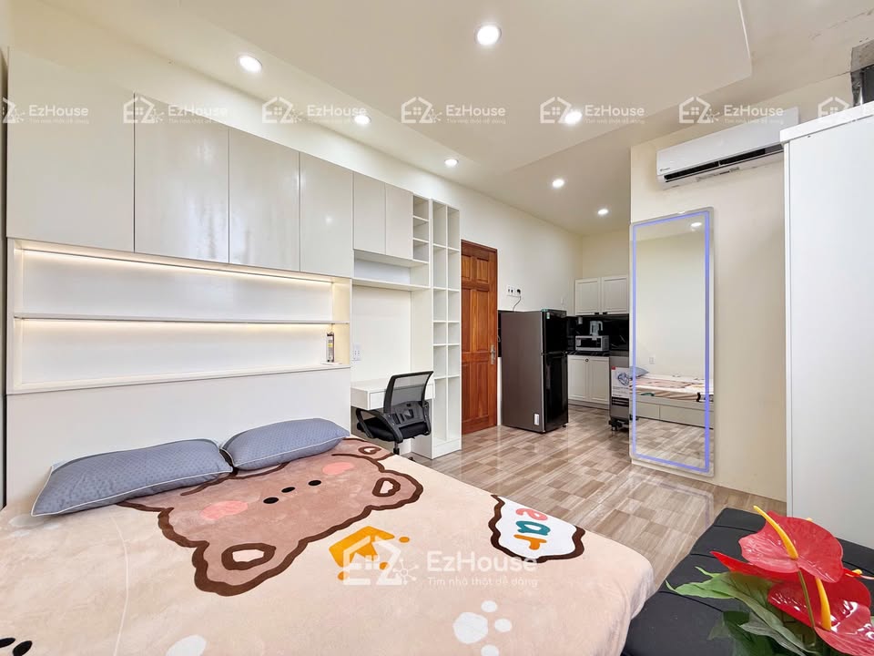 Căn hộ cao cấp Cách Mạng Tháng 8, Quận 10 - Full nội thất hiện đại, giá thỏa thuận!