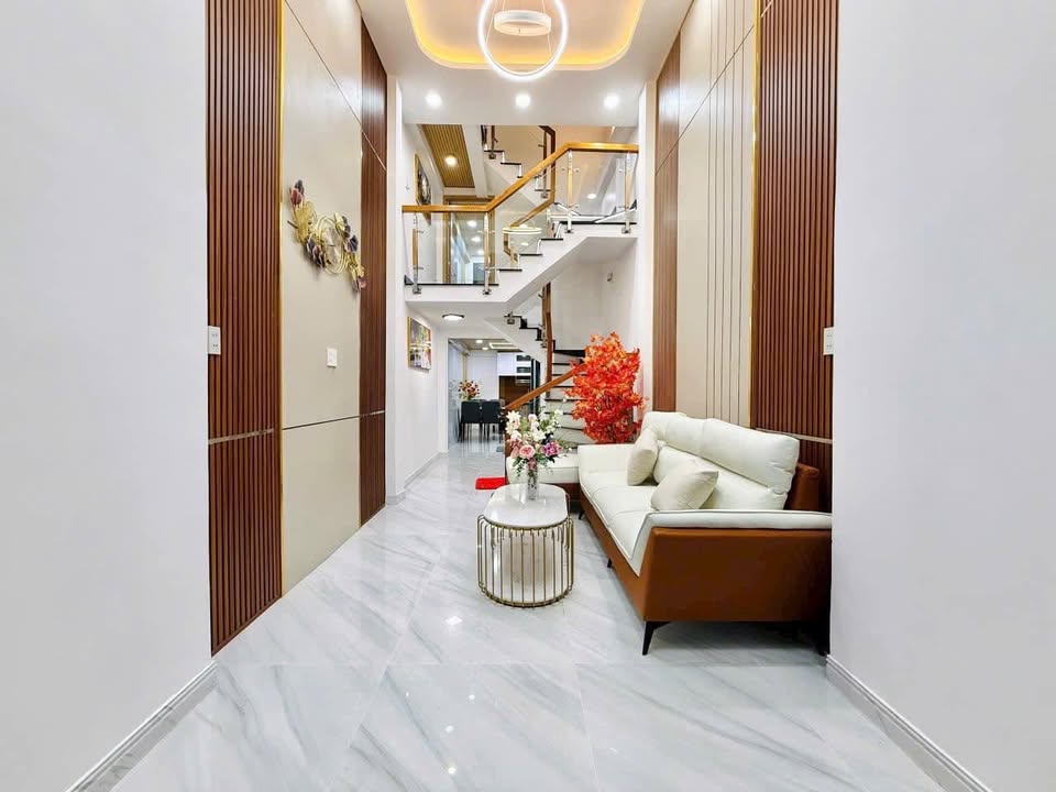 Nhà hẻm Phạm Văn Bạch, P15, Tân Bình 90m² giá 4.85 tỷ - An ninh, tiện ích đầy đủ!