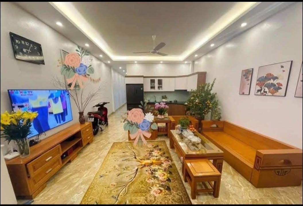 Nhà đẹp đường Hồ Công Dự Bắc Giang 100m² giá chỉ 3 tỷ - Nội thất đầy đủ!