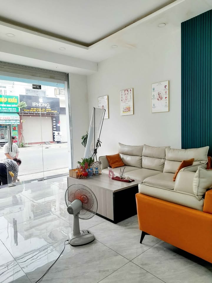 Nhà mặt tiền D1 Vietsing 100m² giá 8 tỷ - Kinh doanh sầm uất, thương lượng ngay!