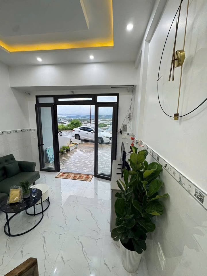 Bán Mặt Tiền Đường Cao Thắng Đà Lạt 35m² giá 1.68 tỷ - Tiện ích kinh doanh tuyệt vời!