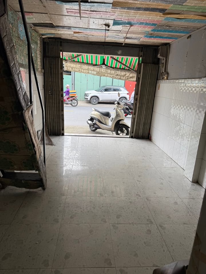 Nhà mặt tiền Mã Lò, quận Bình Tân, 21m² - Giá thuê chỉ 7 triệu/tháng!