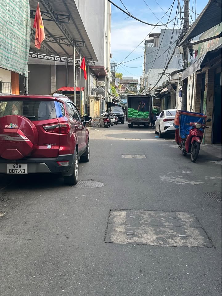 Nhà 3 tầng tại Sơn Trà, Đà Nẵng, 90m² giá chỉ 8 tỷ - Cơ hội hiếm có gần biển Mỹ Khê!