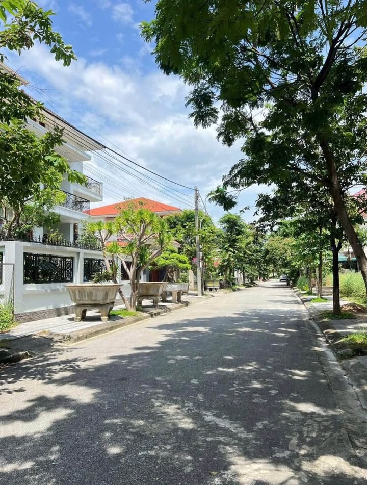 Đất Biệt thự KQH Thuỷ Dương 300m² giá 8 tỷ - Vị trí vàng gần Aeon Mall!