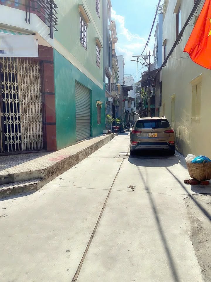 Nhà phố Nguyễn Thị Nhỏ Q11 75m² giá 7.8 tỷ - Thiết kế hiện đại, tiện nghi!