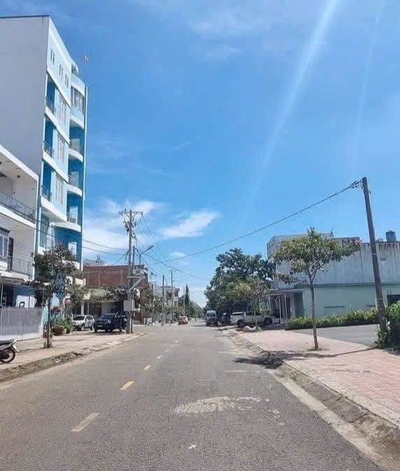 Đất thổ cư đường Hồ Tùng Mậu 114m² giá 5.7 tỷ - Sổ đỏ chính chủ