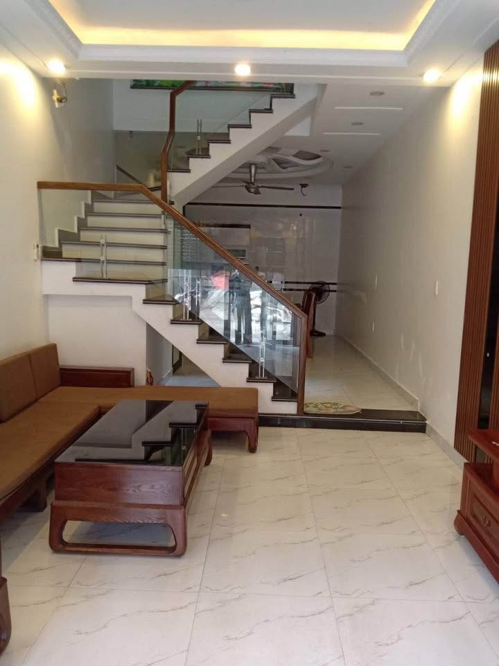 Nhà cho thuê 50m² 3 tầng tại Tràng Minh, Kiến An - Giá chỉ 7 triệu/tháng!