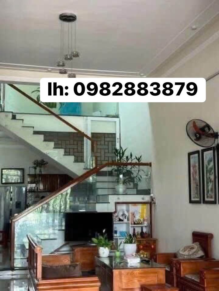 Nhà 3 tầng tại Tam Kỳ 114m² giá 5.5 tỷ - Sẵn sàng vào ở ngay!