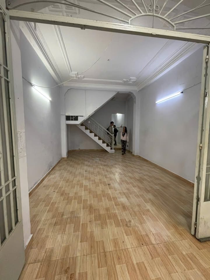 Nhà cho thuê tại Tân Hương, Tân Quý, Tân Phú 48m² giá 12 triệu - Mặt tiền hẻm xe hơi vào tận nhà!