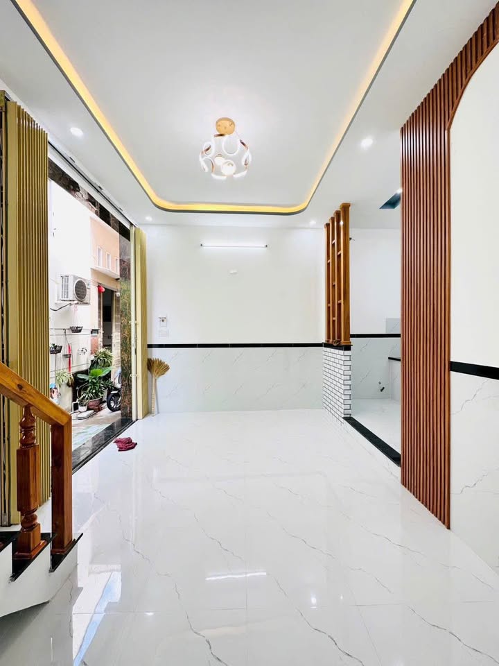 Nhà phố hẻm cạn Tây Sơn, Quang Trung 45m² giá 2.25 tỷ - Thiết kế hiện đại, tiện nghi