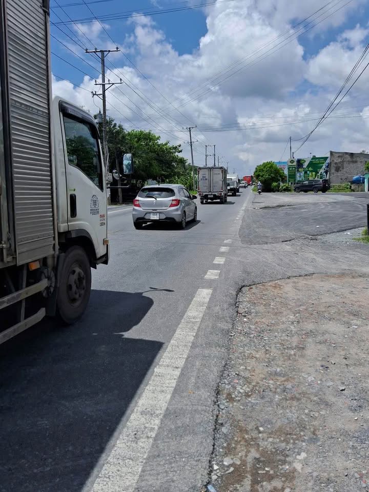 Đất mặt tiền QL 30 xã Bình Hàng Tây 4128m² giá 12.5 tỷ - Cơ hội đầu tư hiếm có!