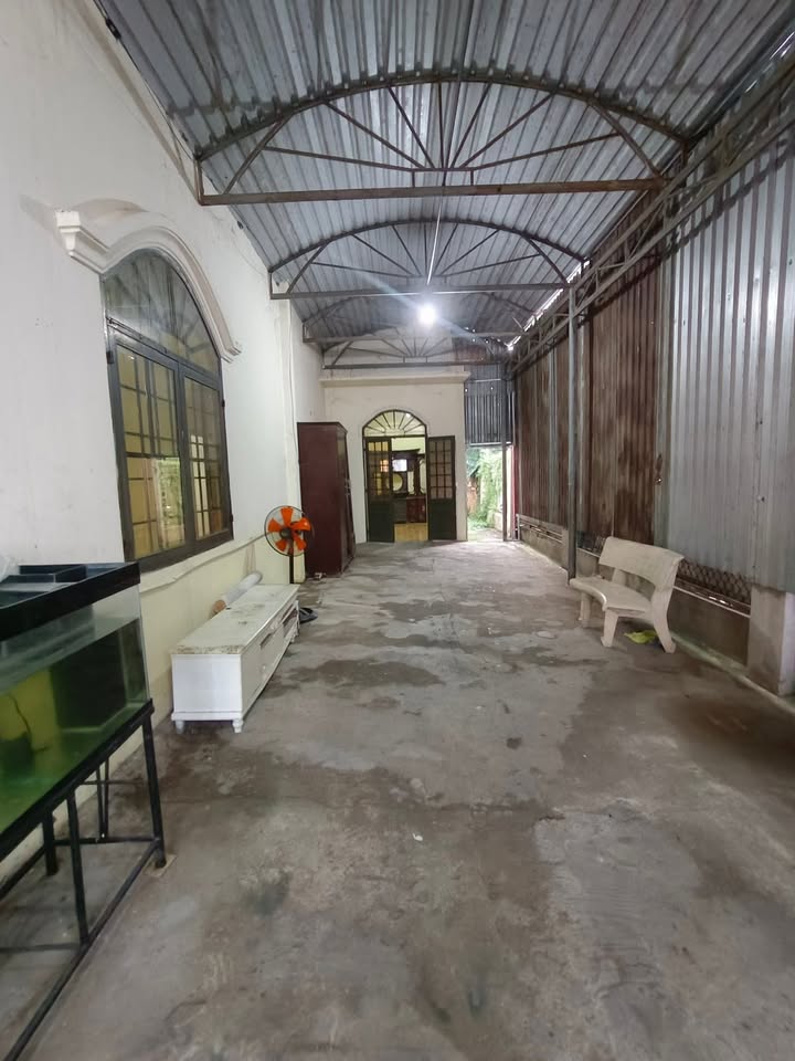 Nhà cấp 4 cho thuê mặt tiền Hương lộ 8, 502m² chỉ 3 triệu/tháng - An ninh tốt!