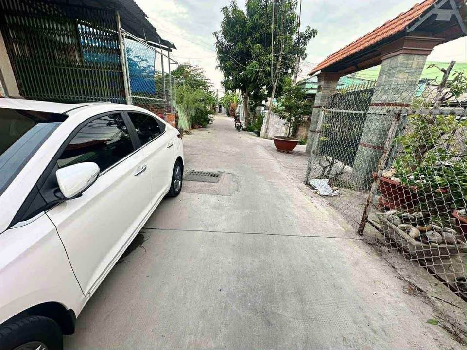 Đất nền Lê Văn Kiệt, Tân An 80m² giá 1.45 tỷ - Sổ hồng chính chủ, thương lượng tốt!