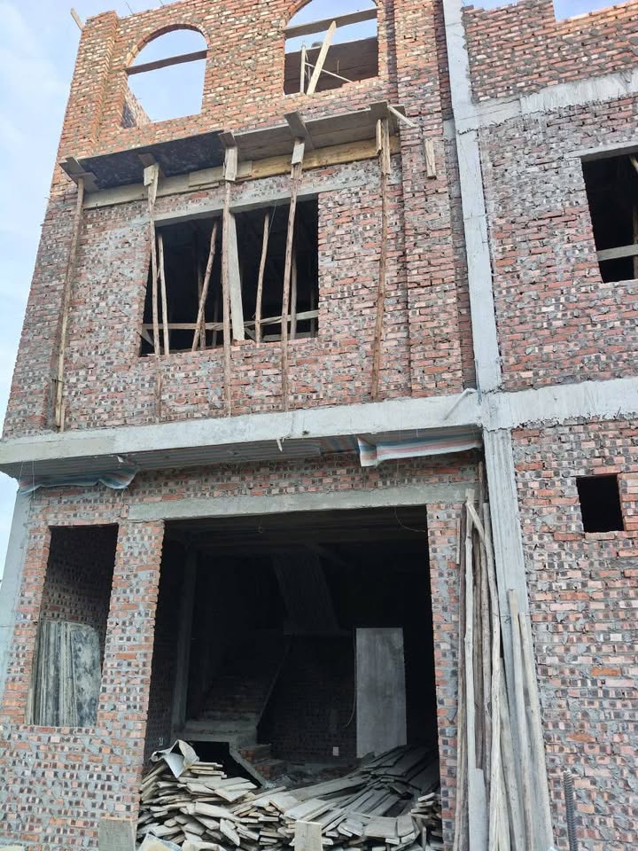 Nhà phố Đông Hải 41m² giá chỉ 2 tỷ - Vị trí đắc địa, gần trường học!